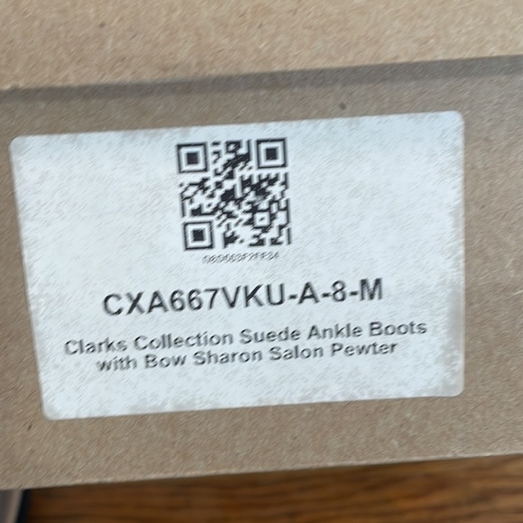 Clarks Sharon Salon Boot Pewter Metallic‎ 8M NWT - Picture 9 of 10